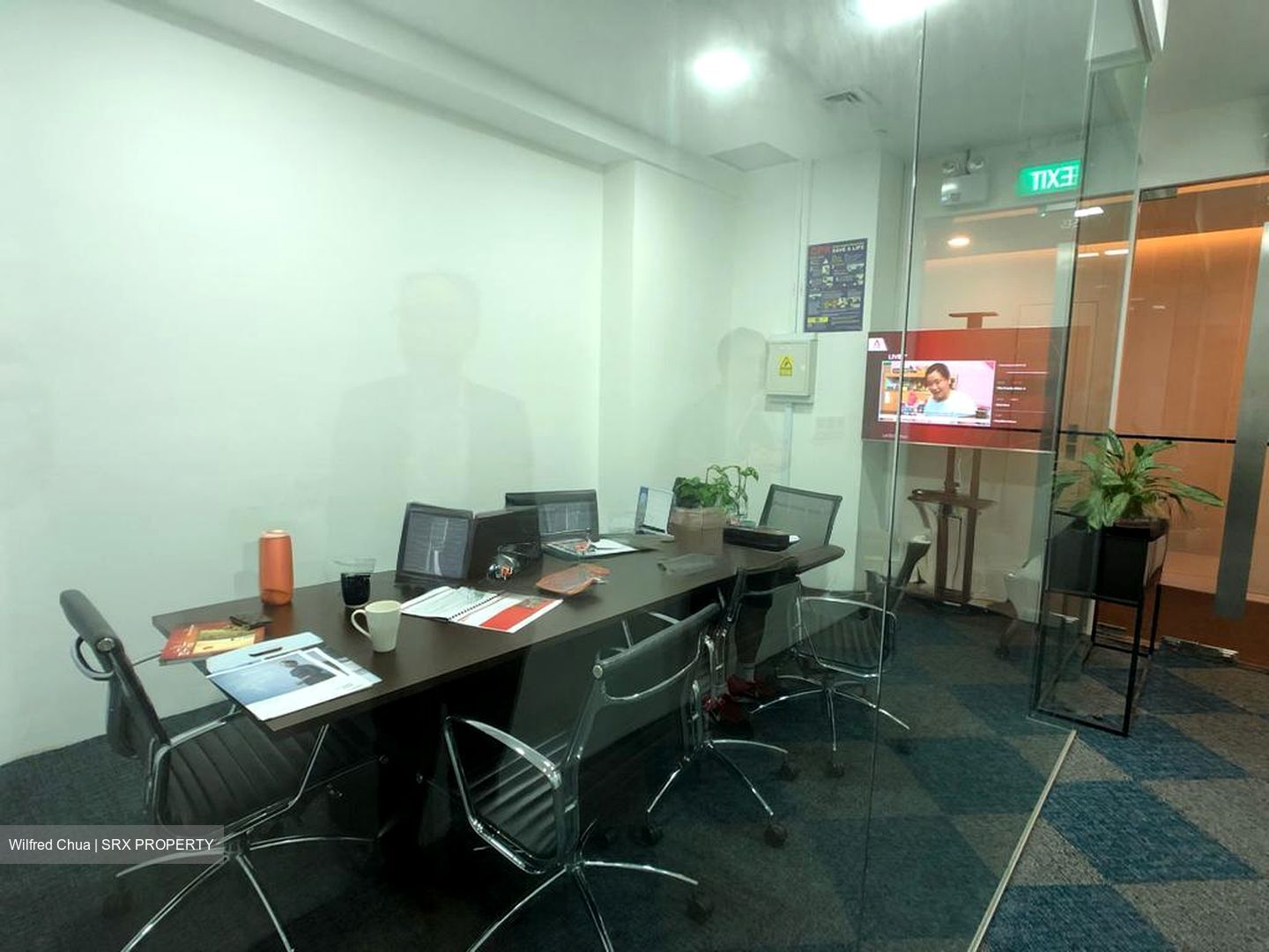 PLUS (D1), Office #579575251